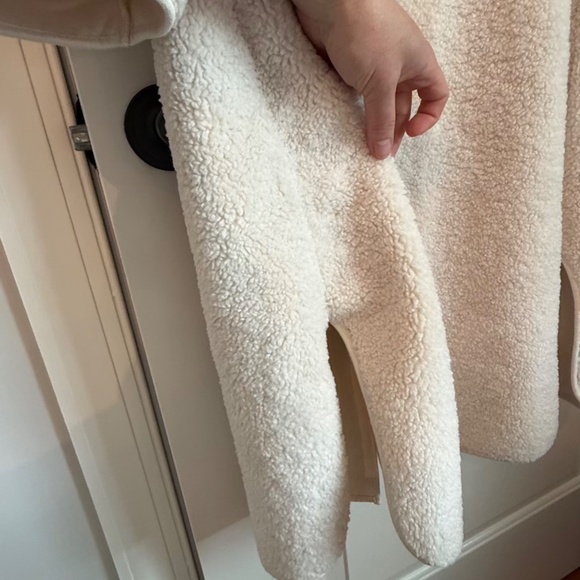 Beige Cream Winter Teddy Faux Shearling Coat Button Down Fuzzy Fleece Medium NWT - Picture 11 of 14